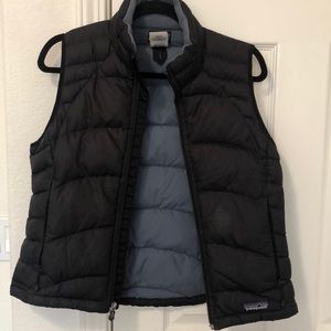 Black Patagonia Down Vest